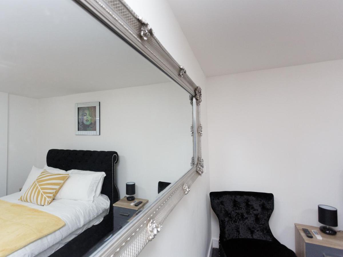 Live In Leeds Greenhill Bungalows Luaran gambar