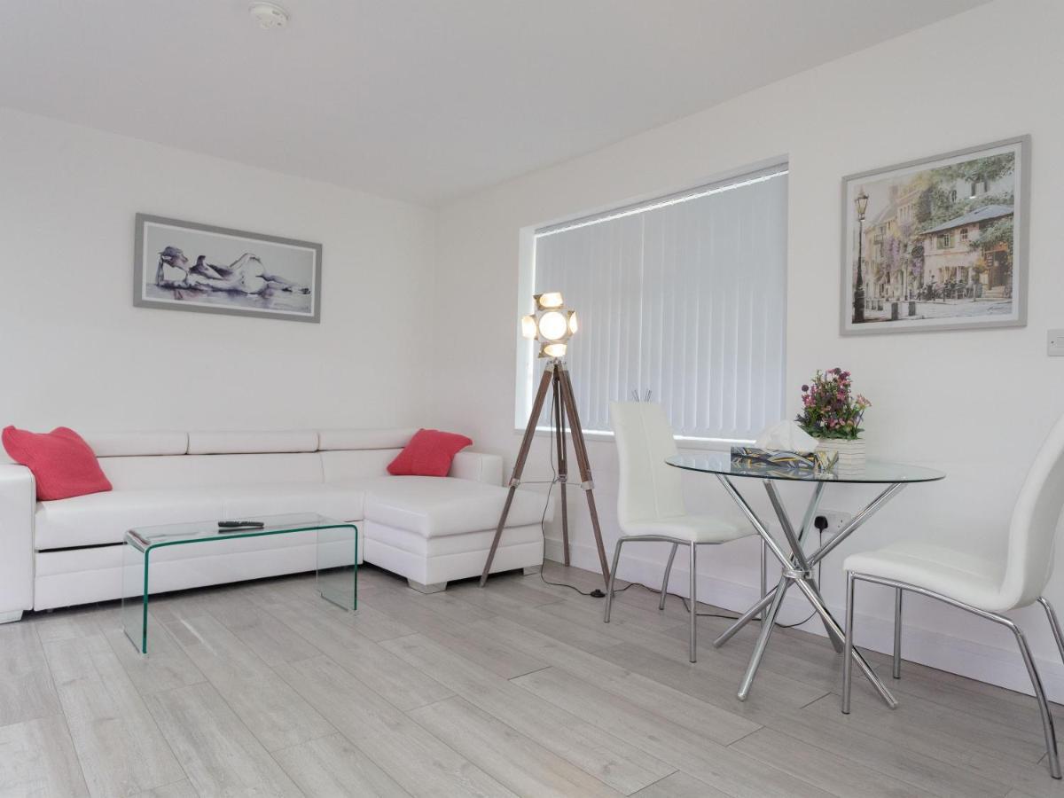 Live In Leeds Greenhill Bungalows Luaran gambar