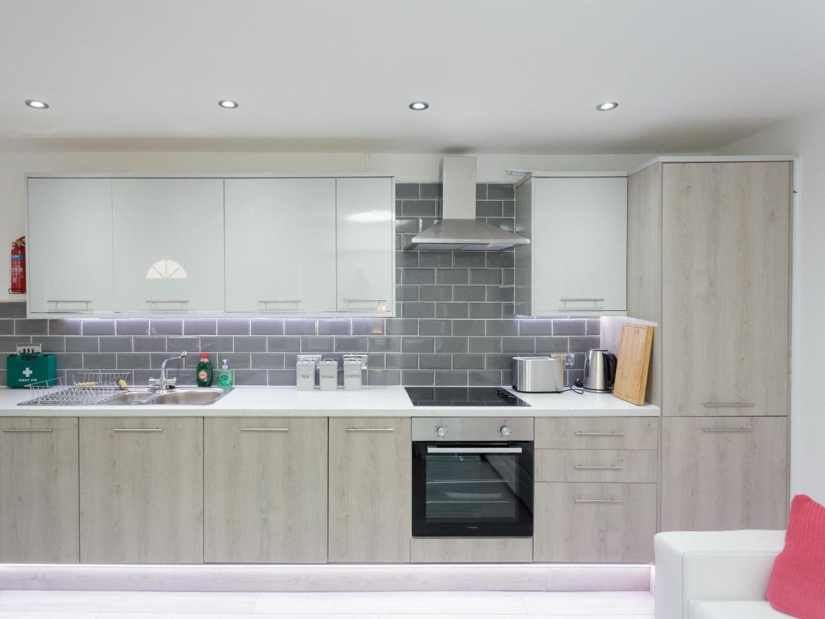 Live In Leeds Greenhill Bungalows Luaran gambar