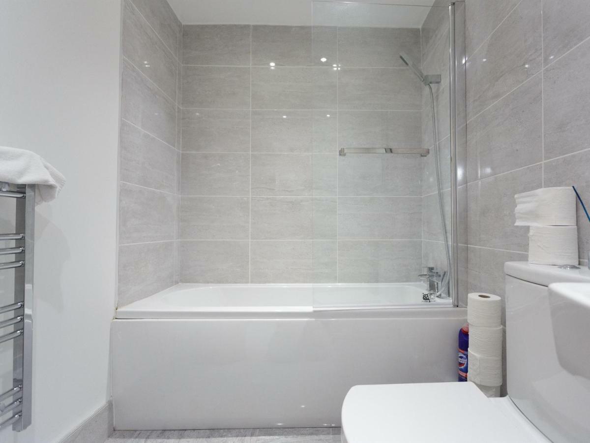 Live In Leeds Greenhill Bungalows Luaran gambar